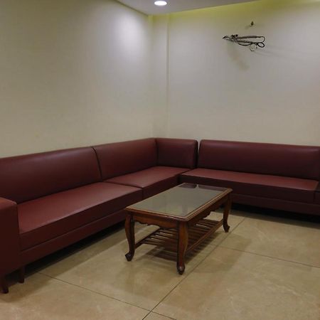 Hotel Golden Leaf Mohali Экстерьер фото