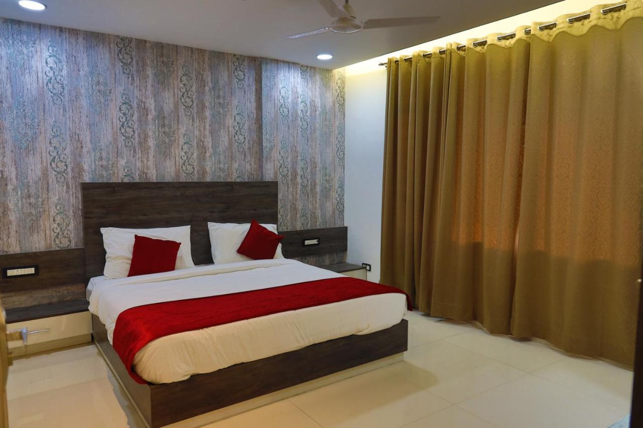 Hotel Golden Leaf Mohali Экстерьер фото